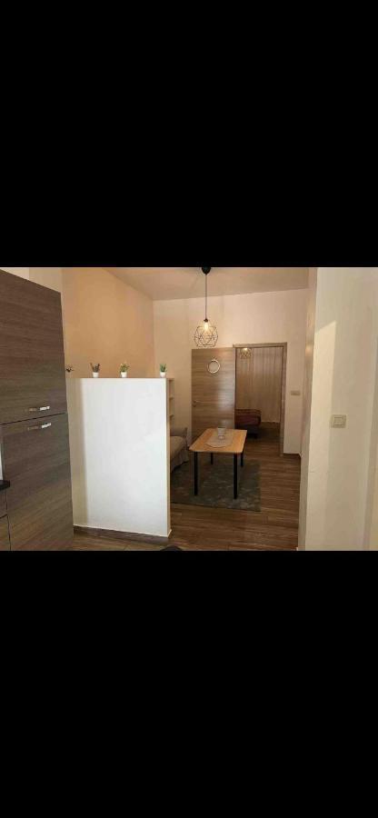 Ferienwohnung Sans Souci 1 Brüssel Exterior foto
